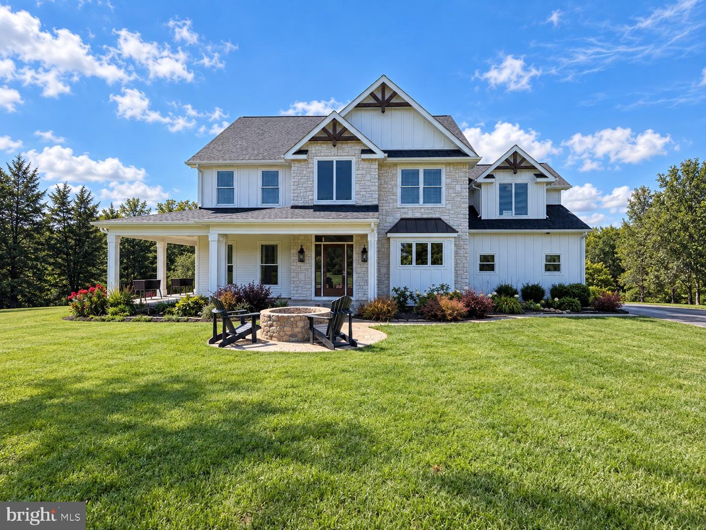 7154 Cornfield Ln Property Photo 1