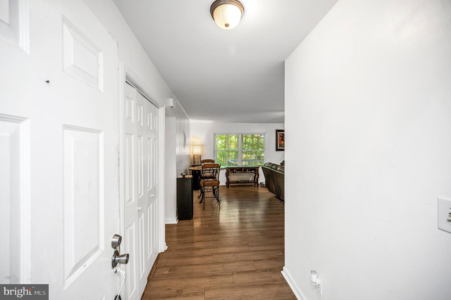 143 Jefferson Ave Property Photo 5