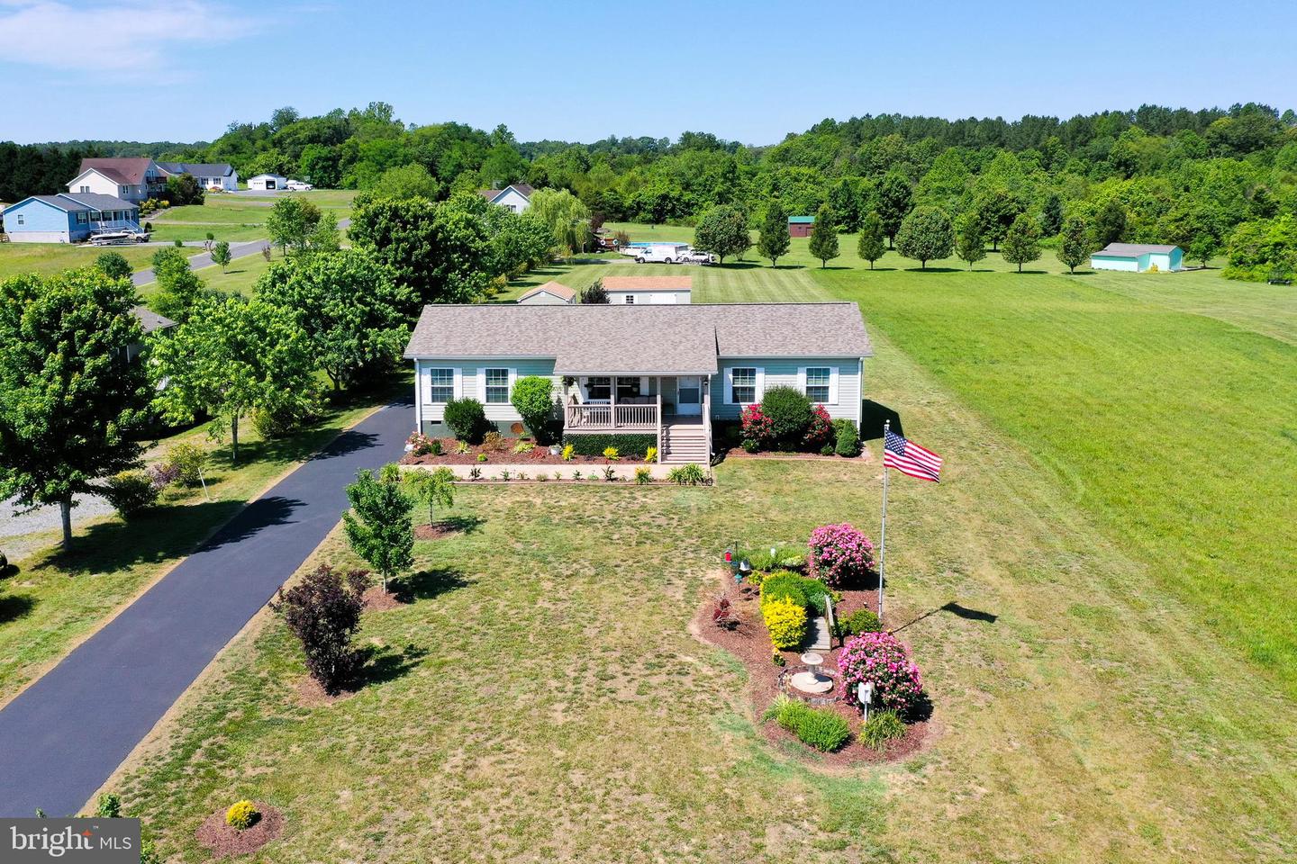 26476 Pennfields Dr Property Photo 1