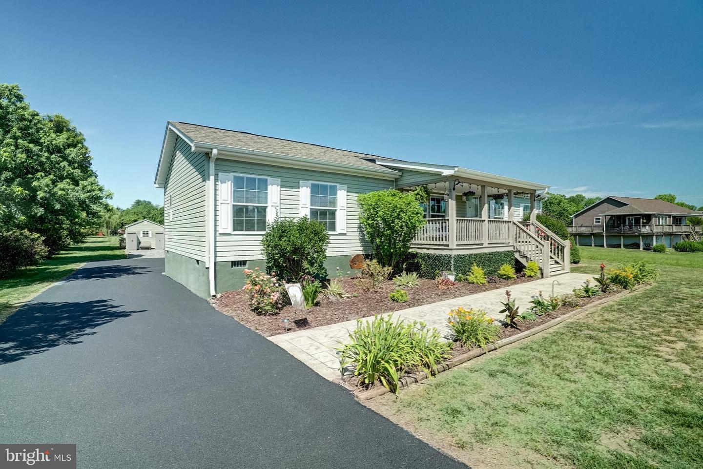 26476 Pennfields Dr Property Photo 17