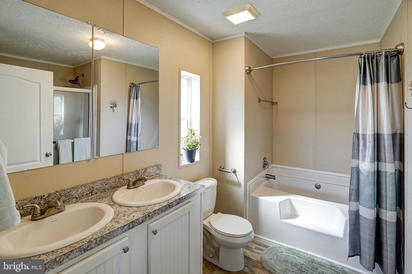 26476 Pennfields Dr Property Photo 38