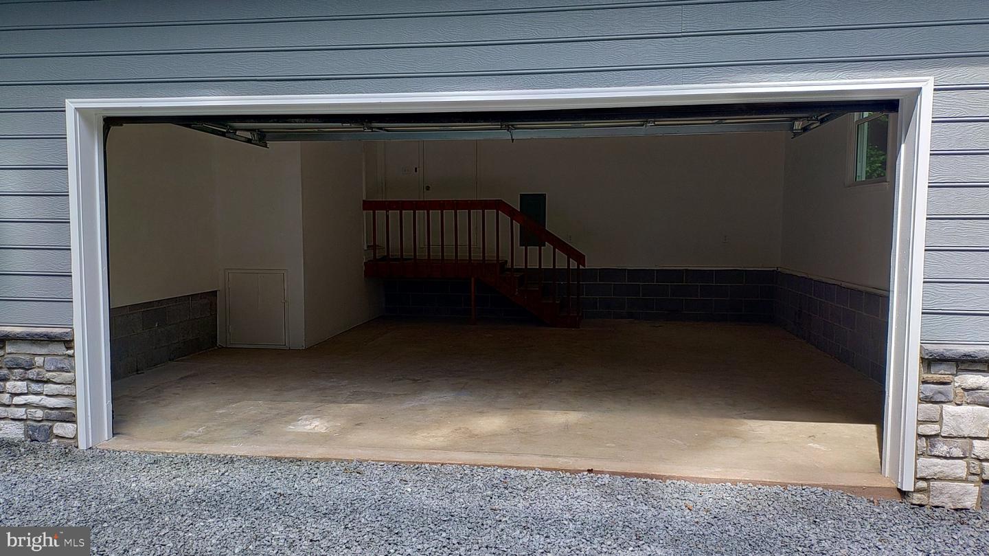 128 Jefferson Ave Property Photo 14