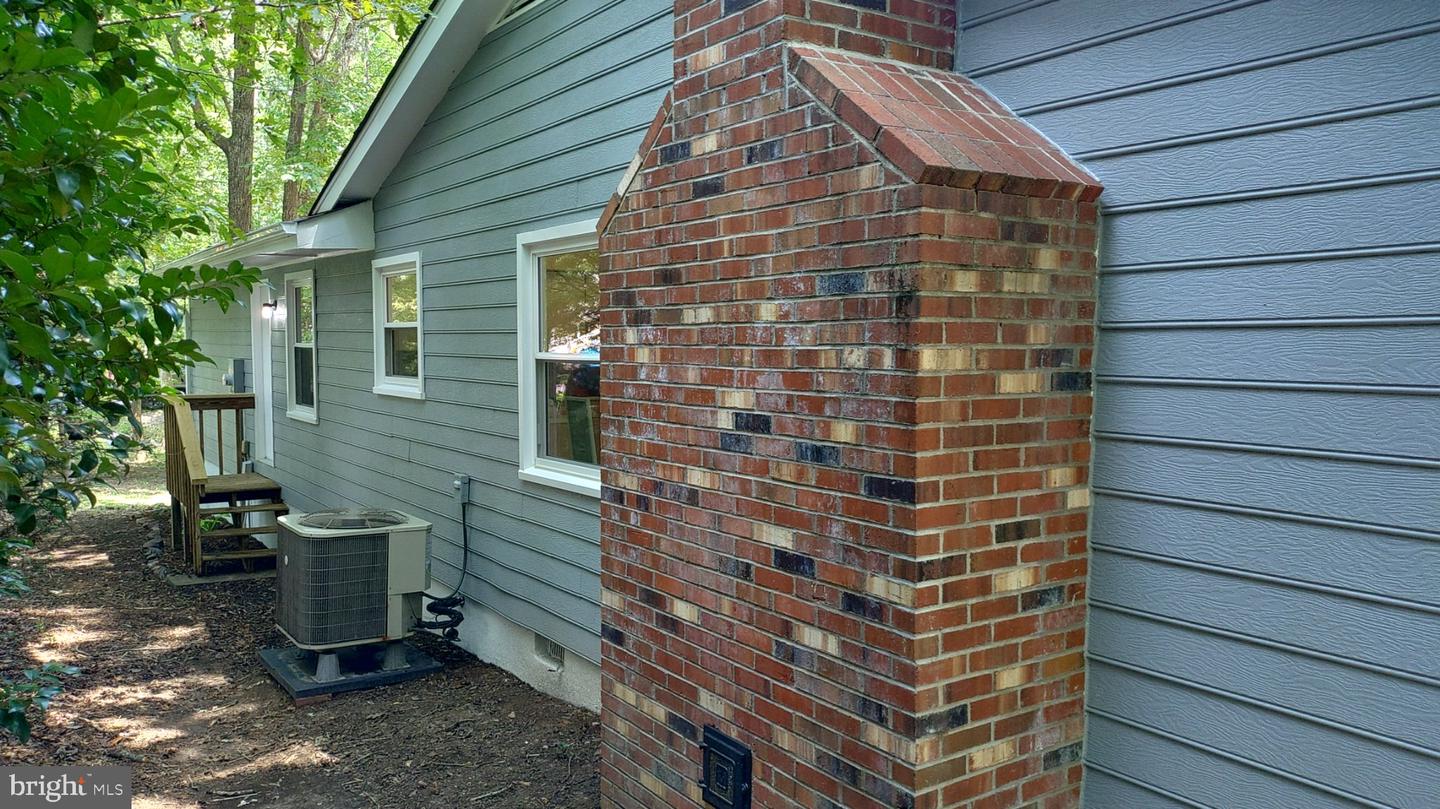 128 Jefferson Ave Property Photo 16