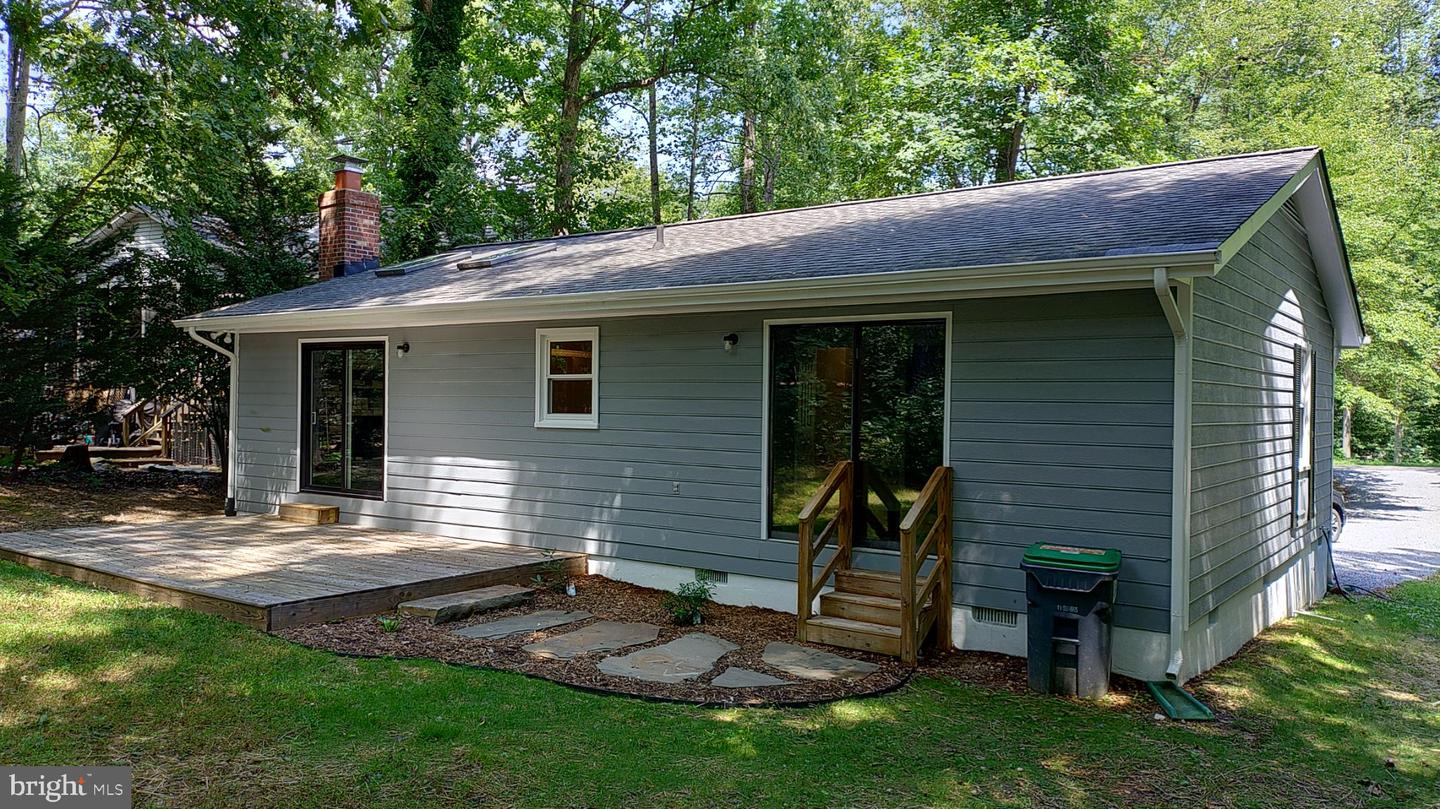 128 Jefferson Ave Property Photo 17