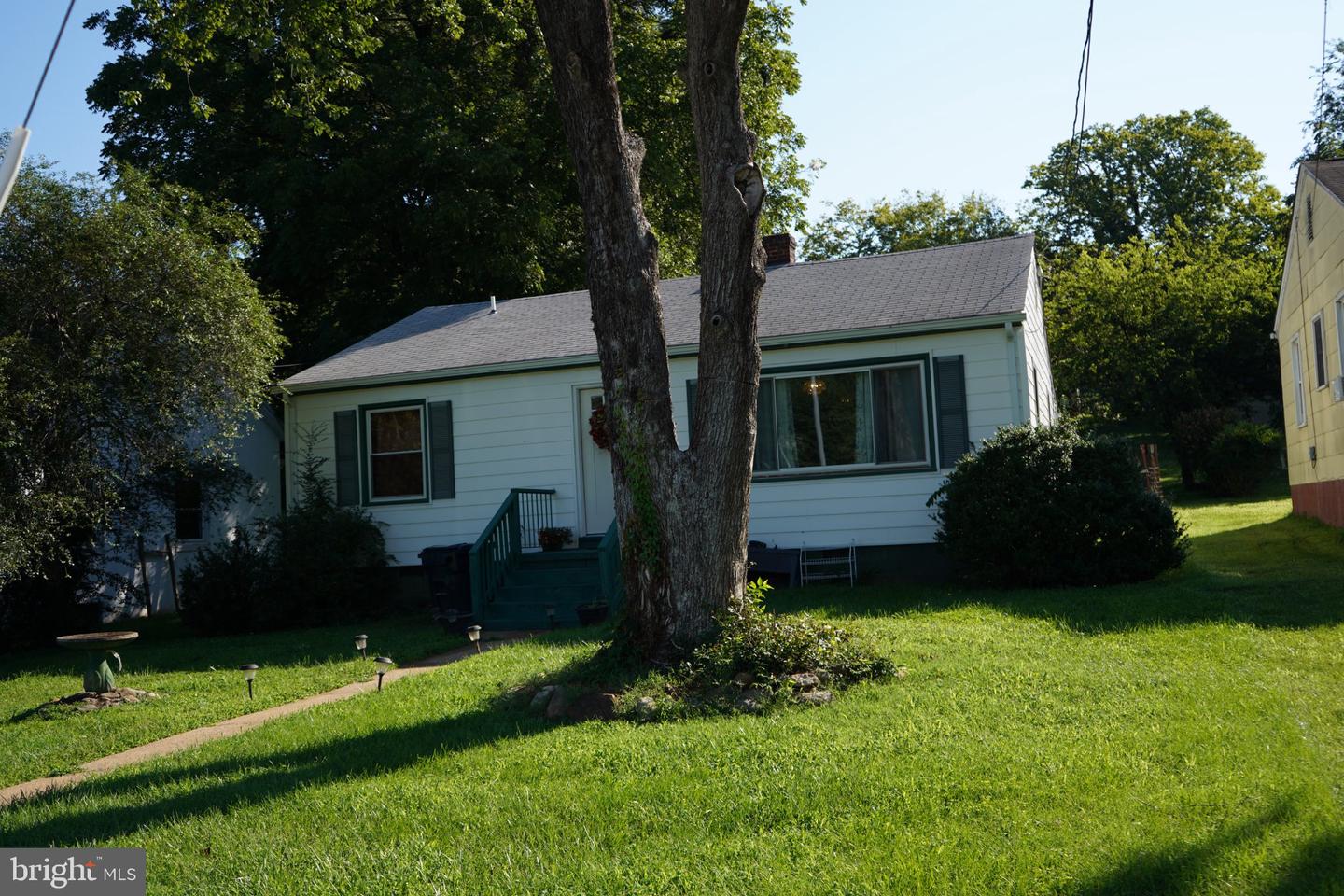 255 Montevista Ave Property Photo 1
