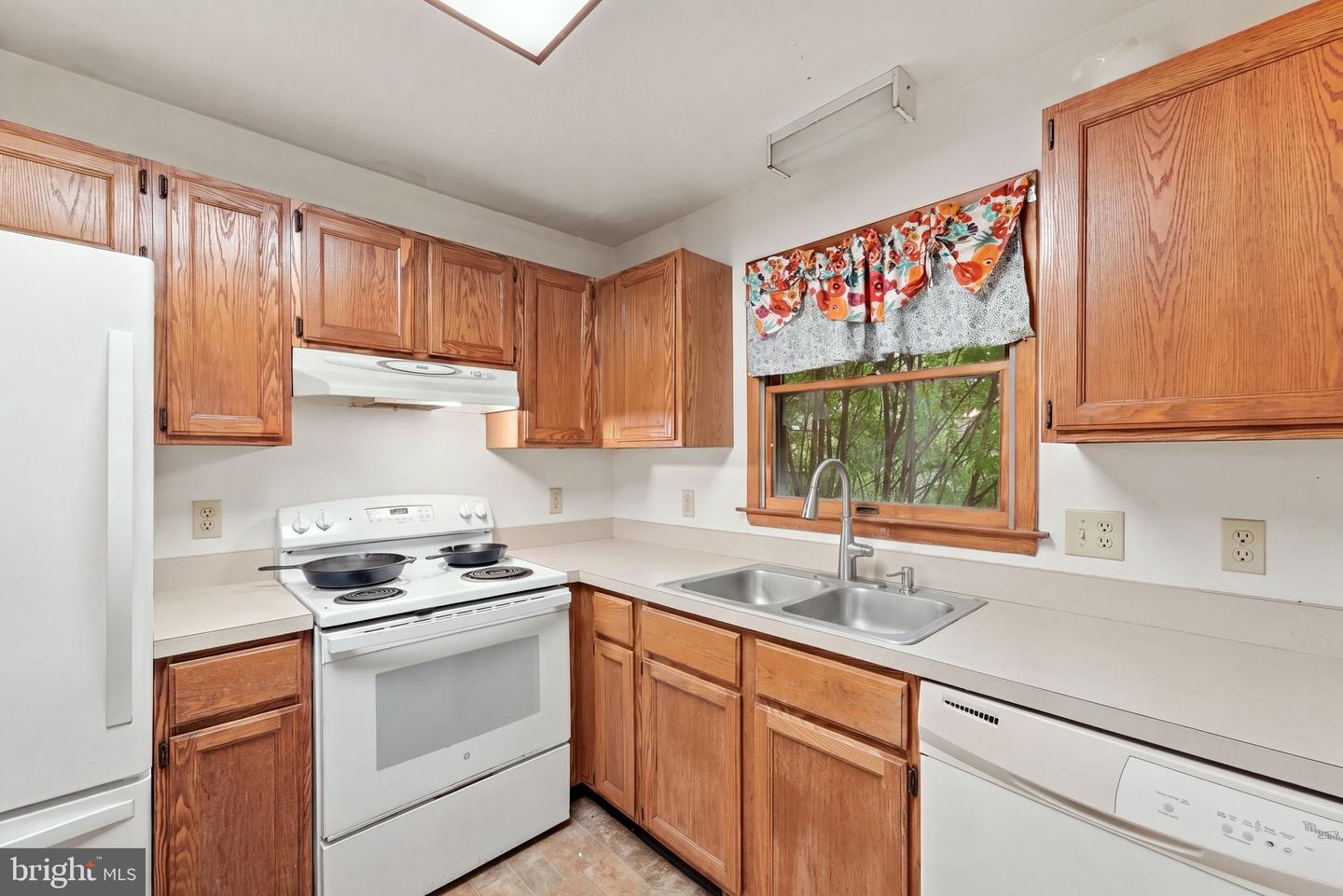 5273 True Blue Rd Property Photo 12