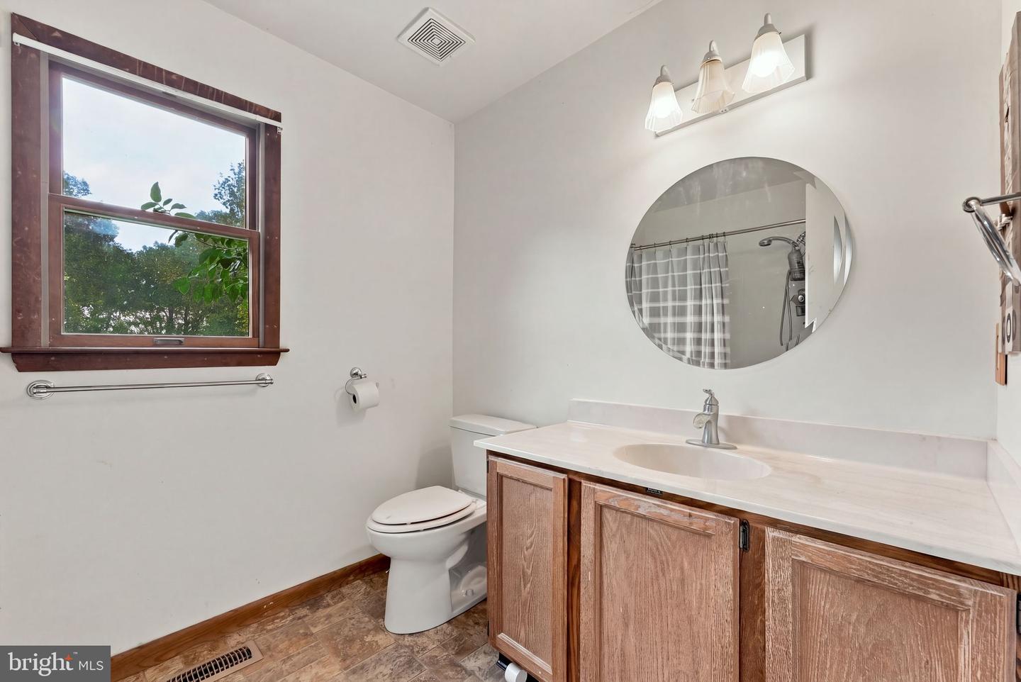 5273 True Blue Rd Property Photo 18