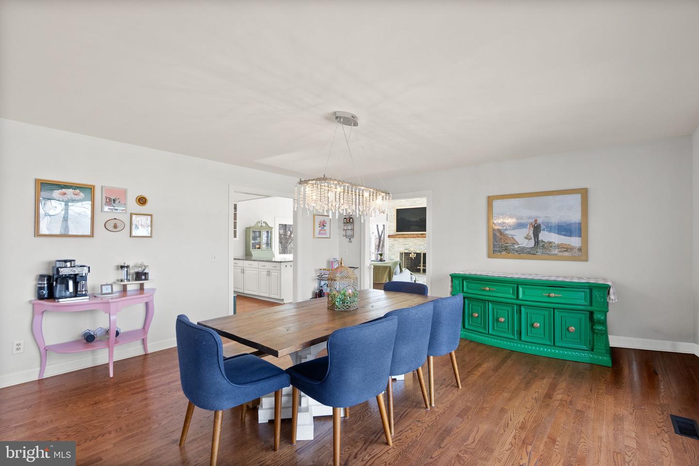 8089 Moormont Rd Property Photo 16