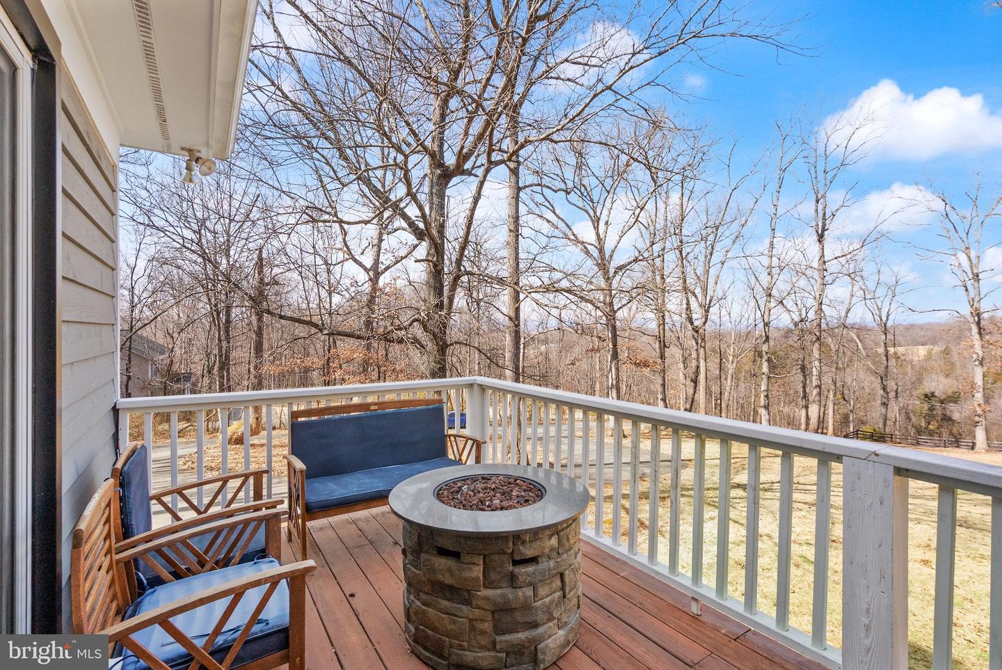 8089 Moormont Rd Property Photo 21