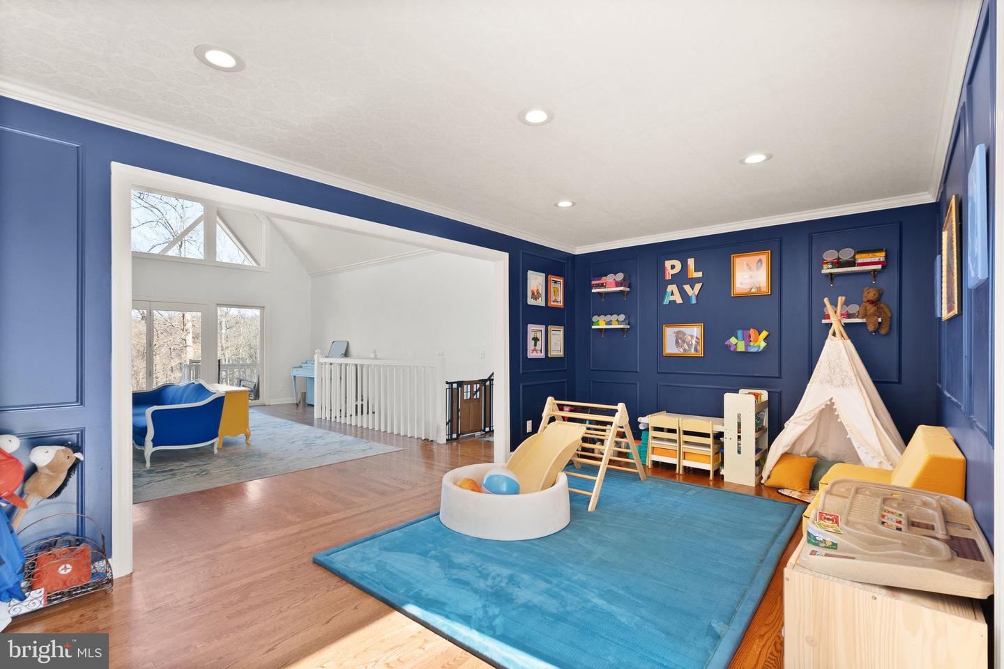 8089 Moormont Rd Property Photo 26