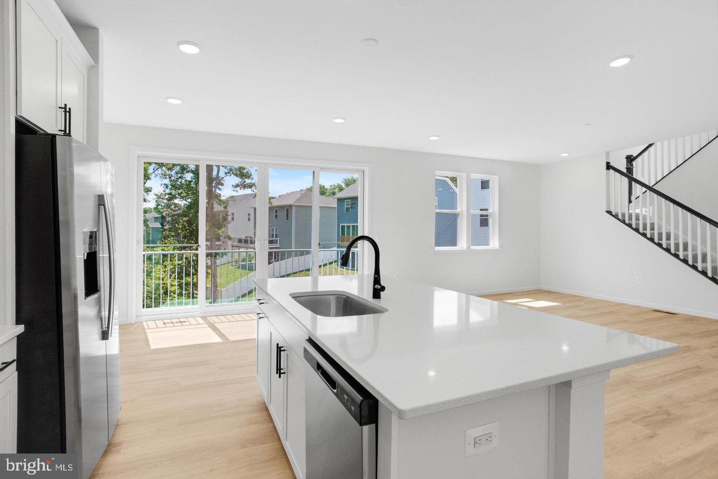 35598 Pine Needle Ln Property Photo 6