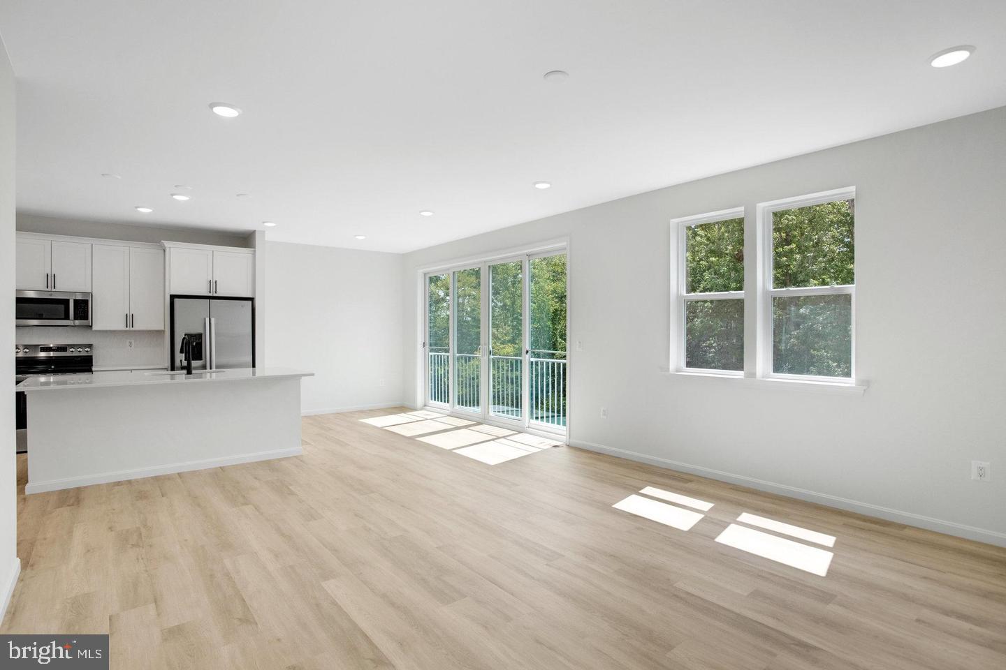 35598 Pine Needle Ln Property Photo 11