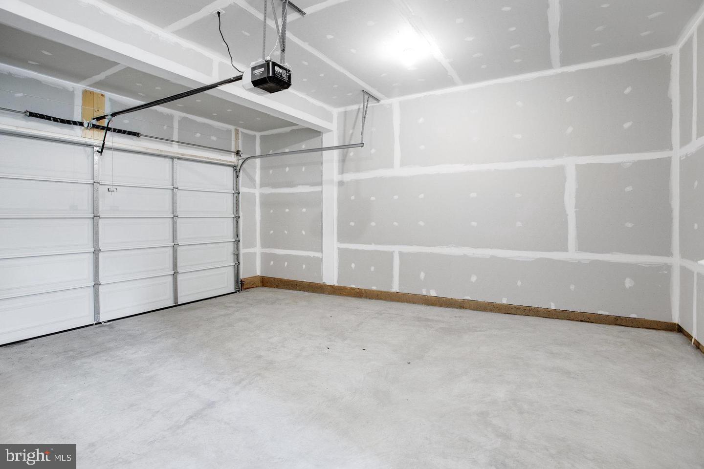 35598 Pine Needle Ln Property Photo 12