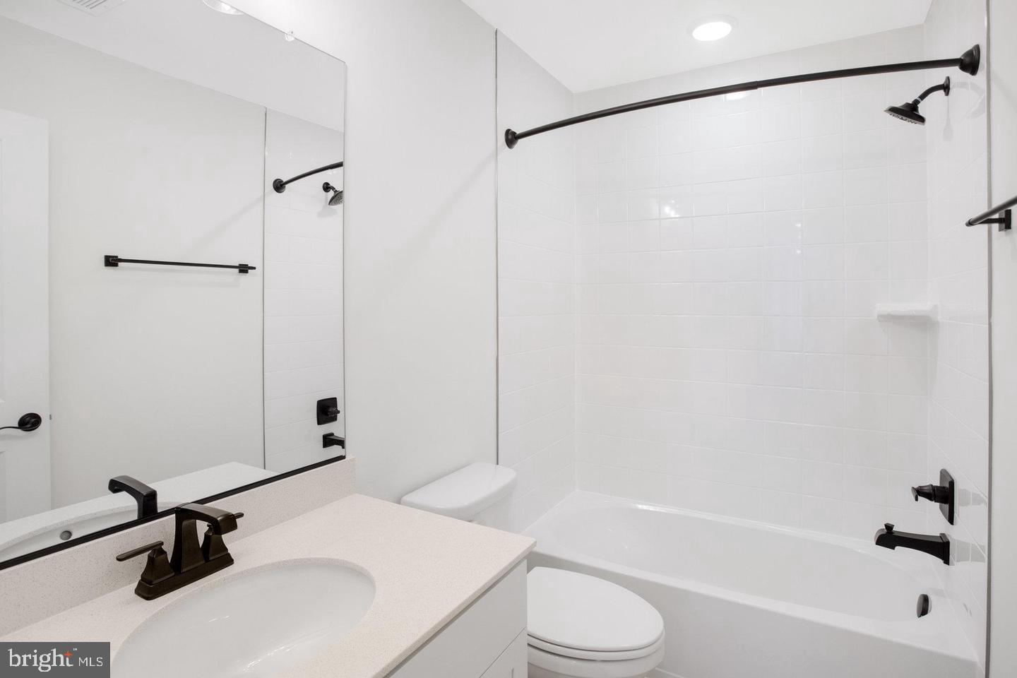 35598 Pine Needle Ln Property Photo 24