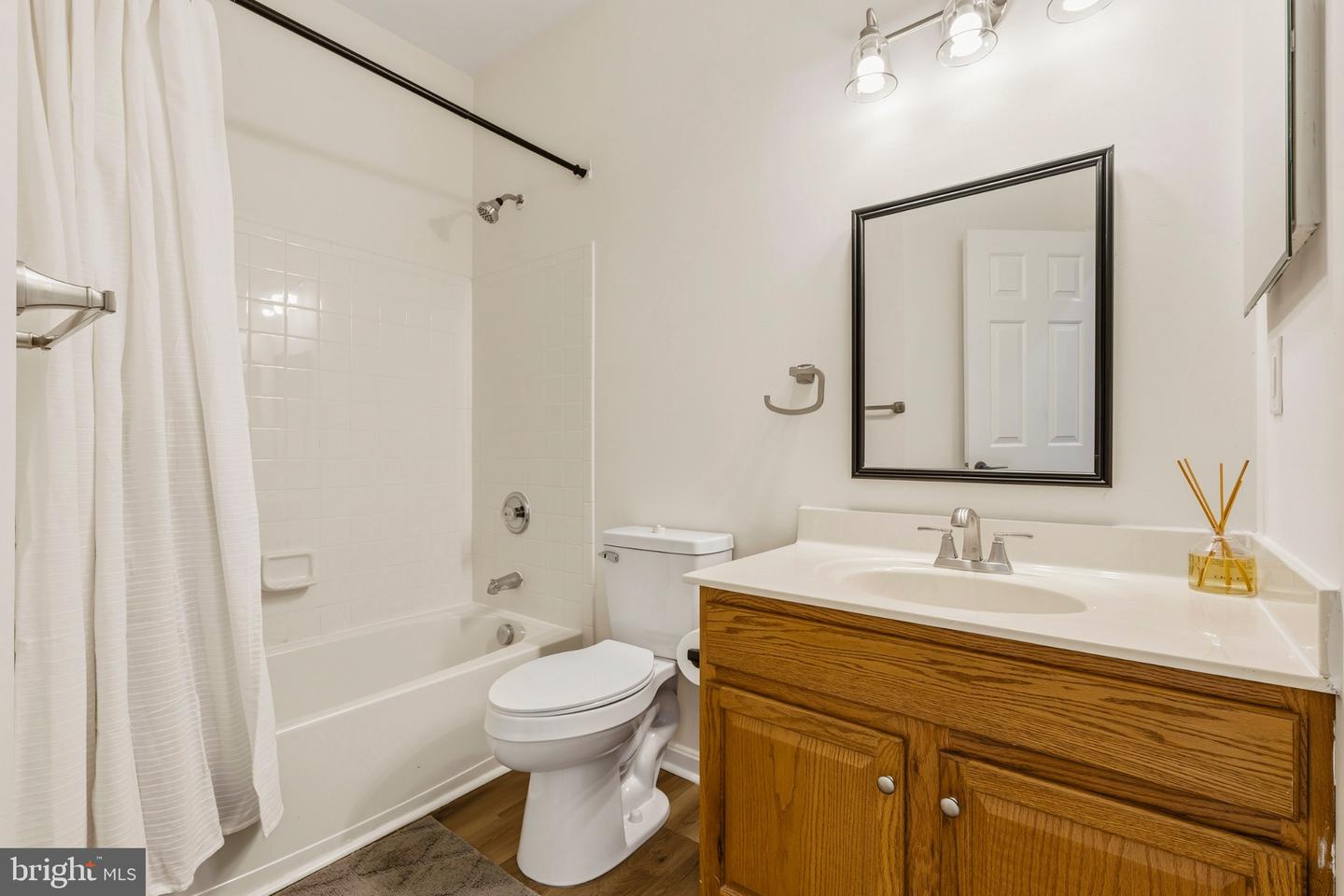 35227 Balmoral Dr Property Photo 22
