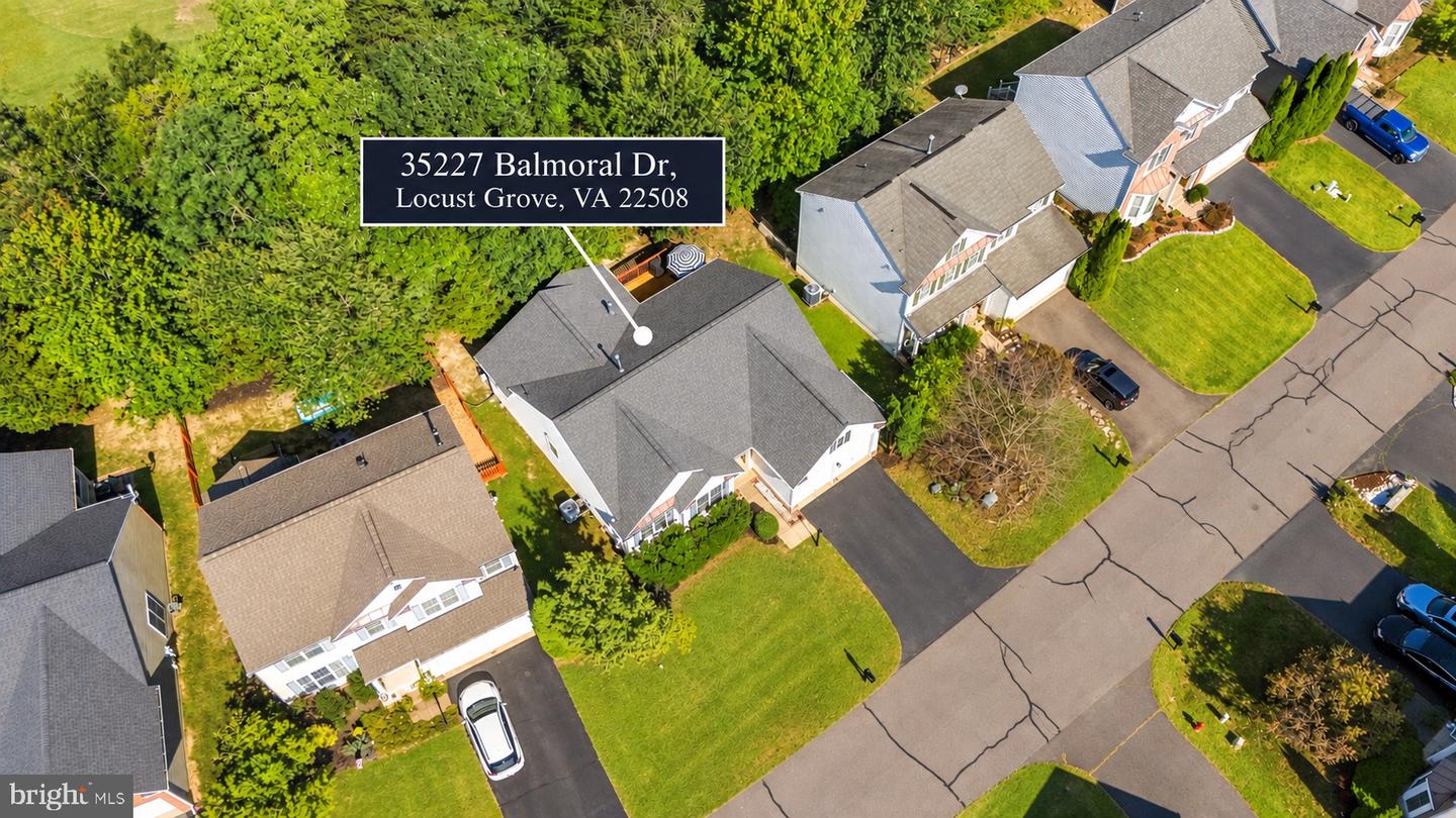 35227 Balmoral Dr Property Photo 31