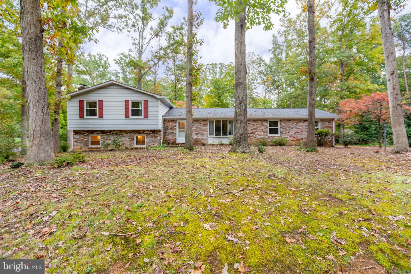 101 Silver Spring Dr Property Photo 1