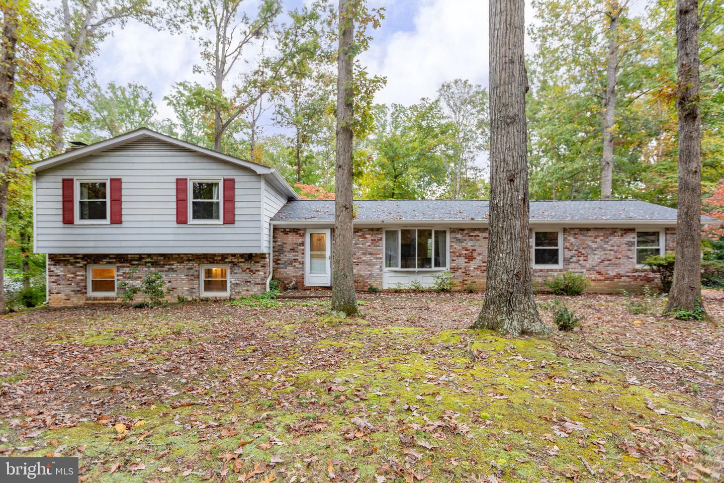 101 Silver Spring Dr Property Photo 4