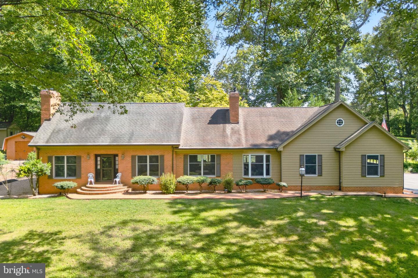 9599 Woodberry Forest Rd Property Photo 1