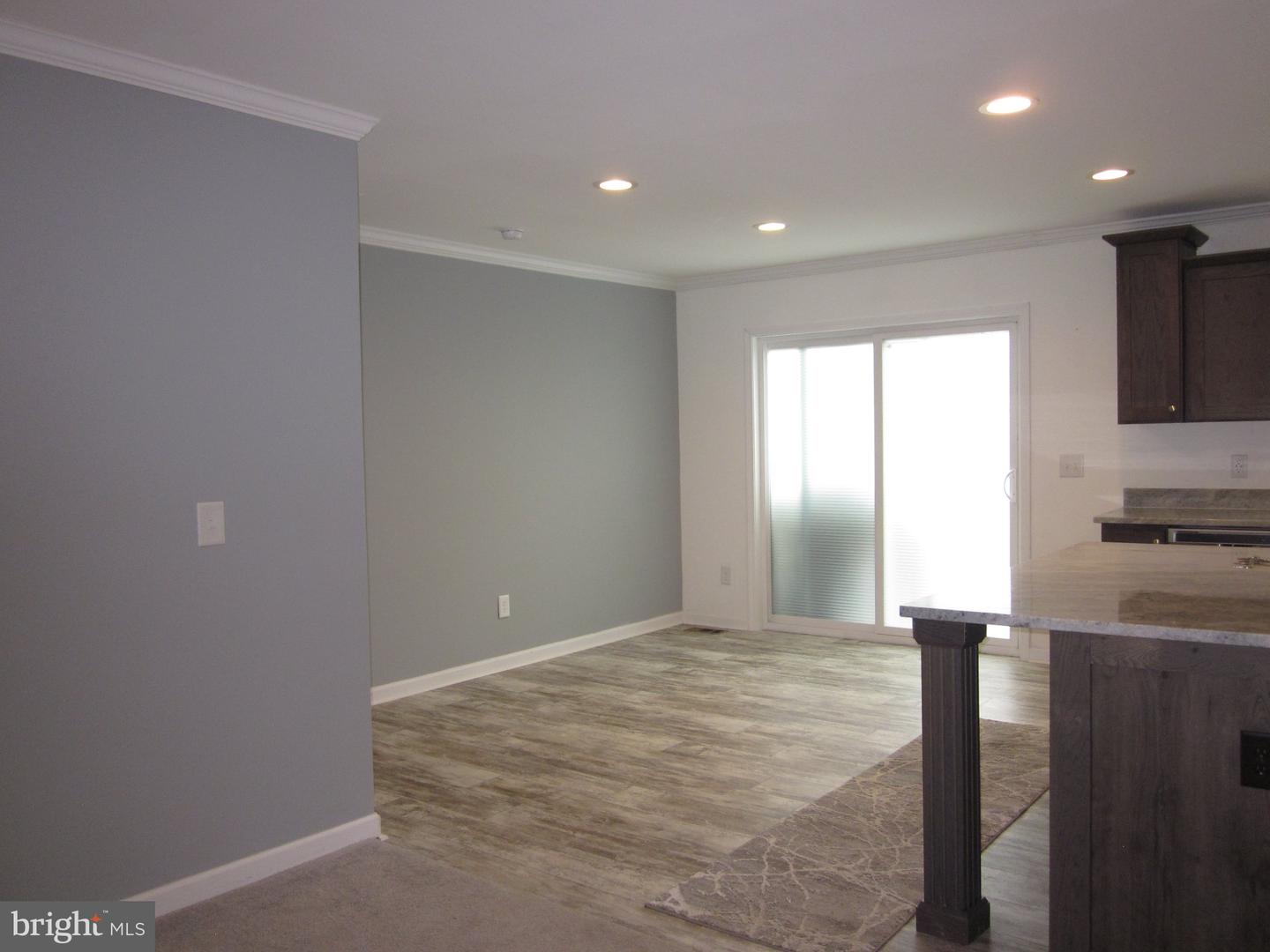 26482 Pennfields Dr Property Photo 4