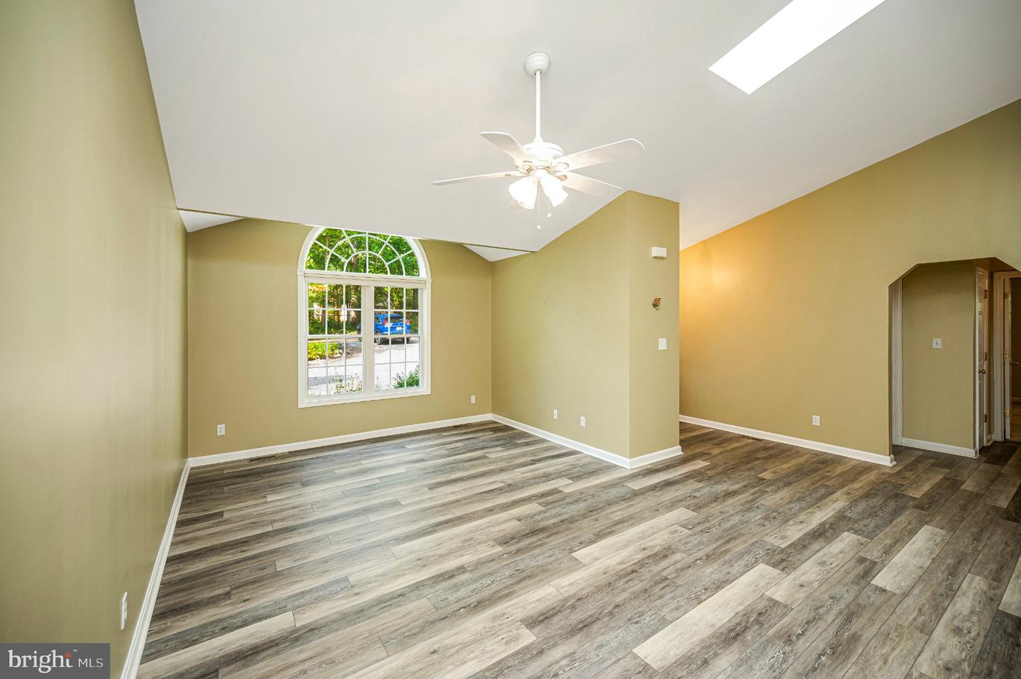 220 Creekside Dr Property Photo 10