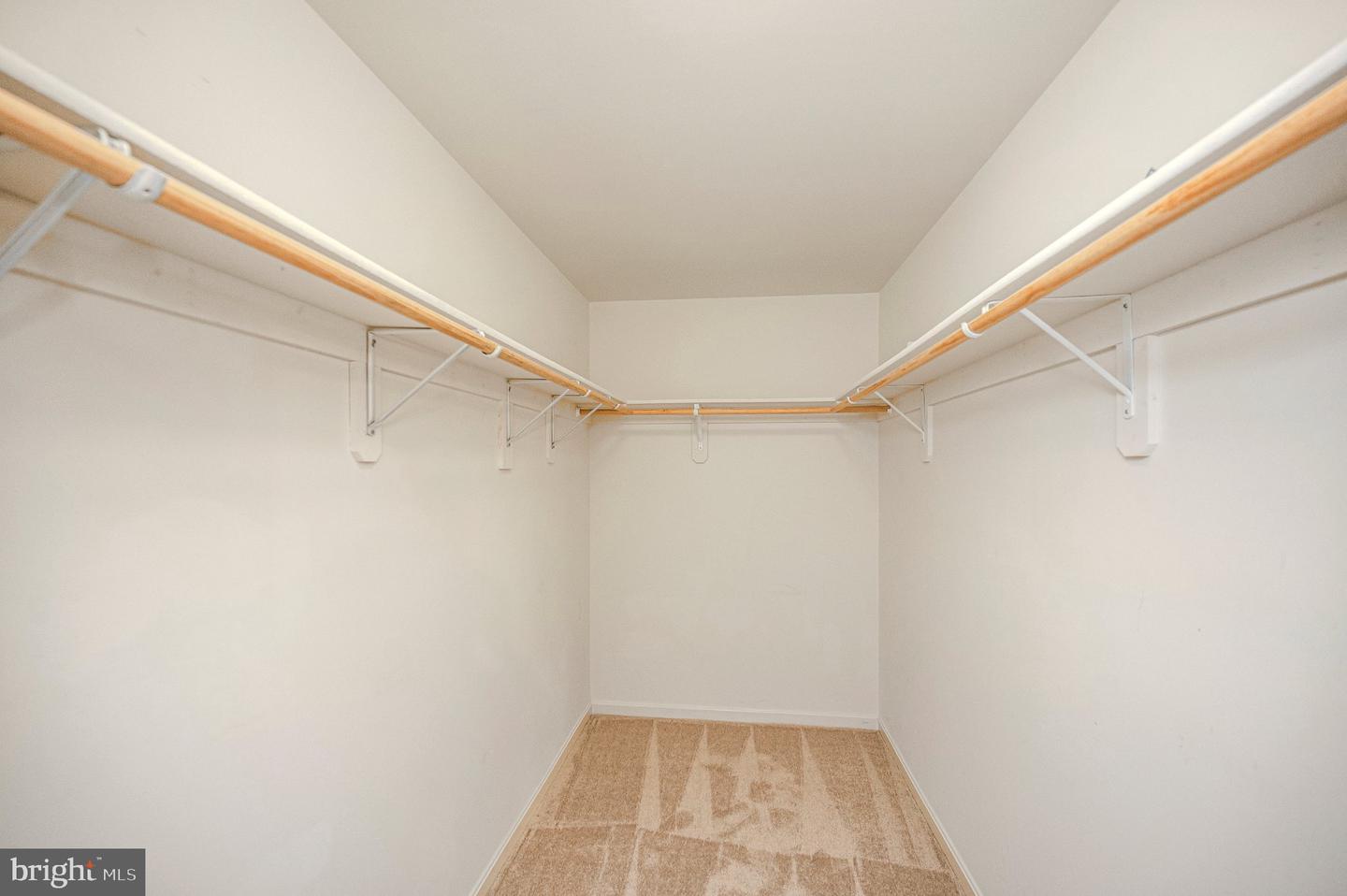 220 Creekside Dr Property Photo 33