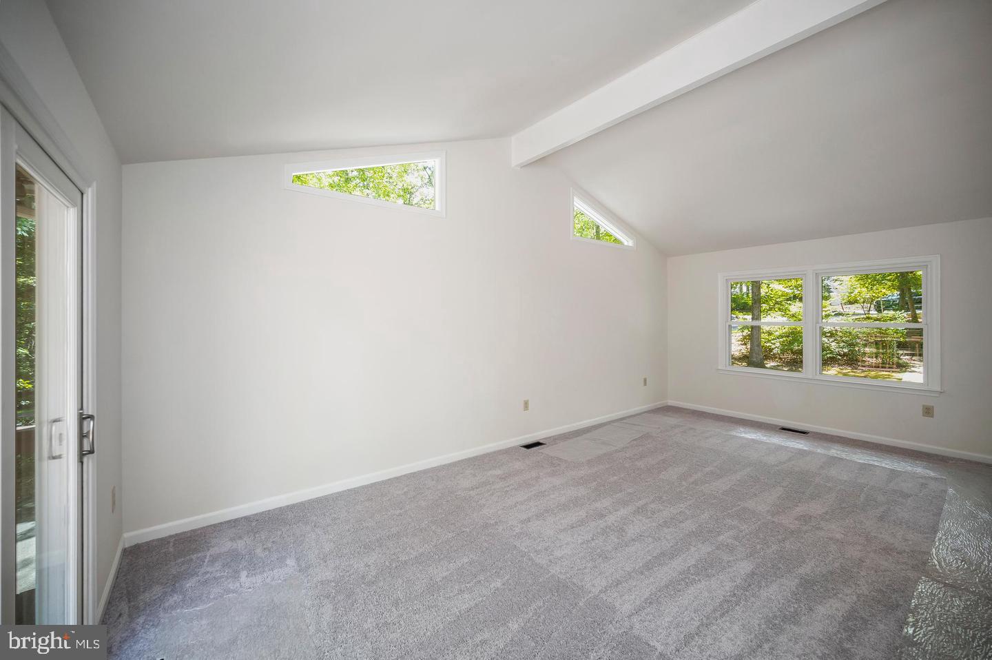 100 Tall Pines Ave Property Photo 7