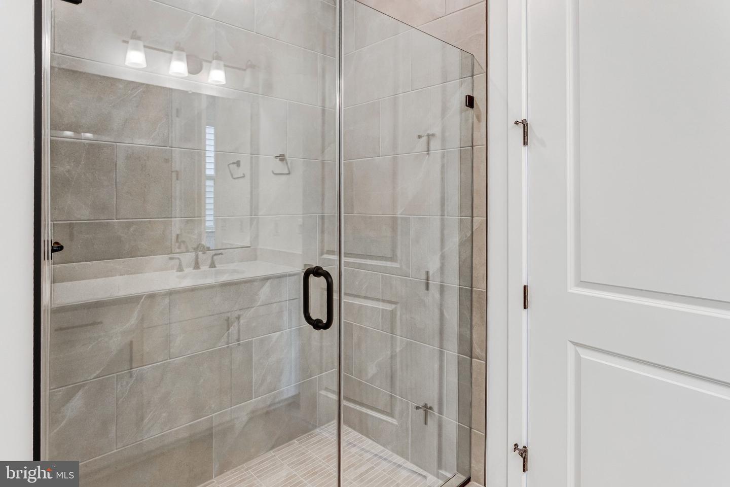 624 Clover Ln Property Photo 6