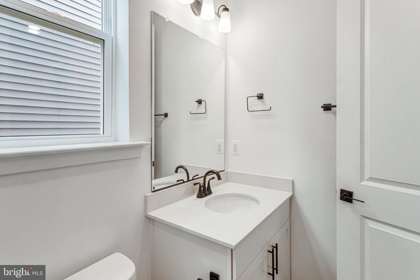 624 Clover Ln Property Photo 16