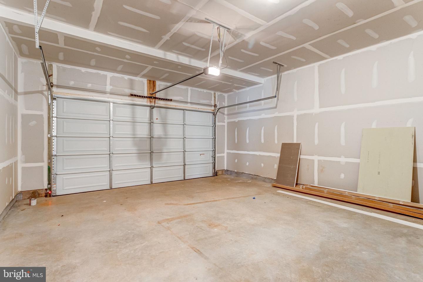 624 Clover Ln Property Photo 18