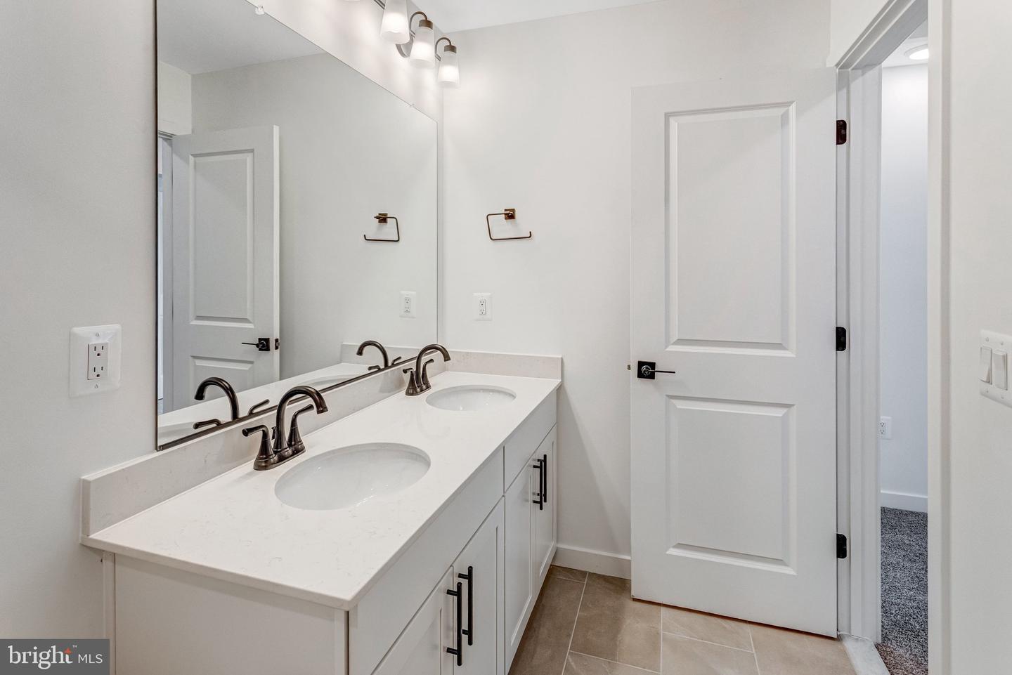 624 Clover Ln Property Photo 35
