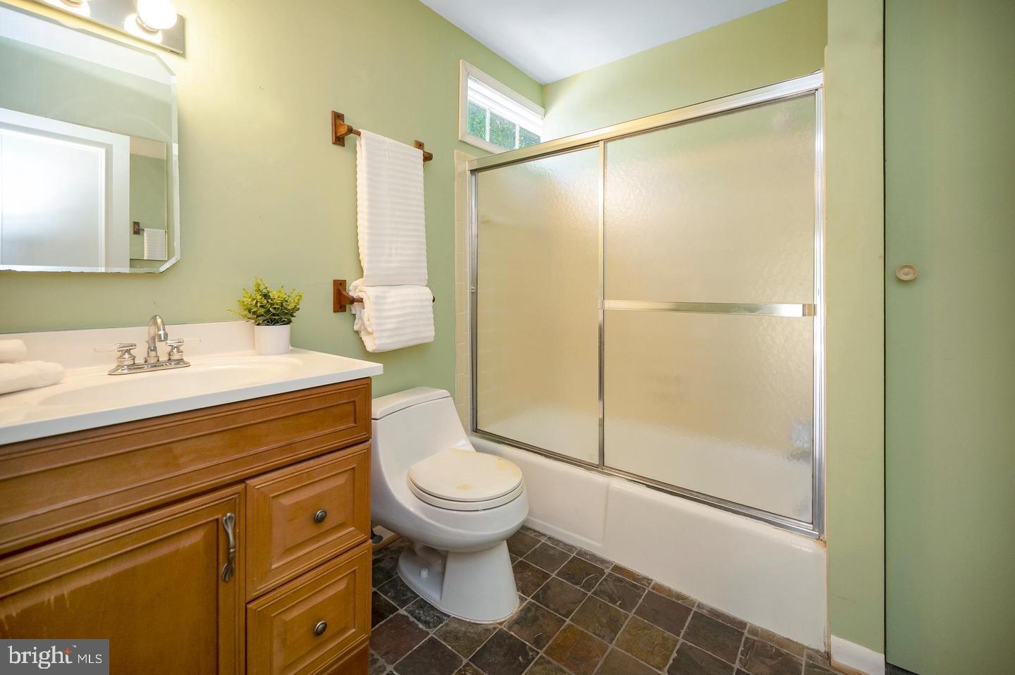 139 Larkspur Ln Property Photo 30