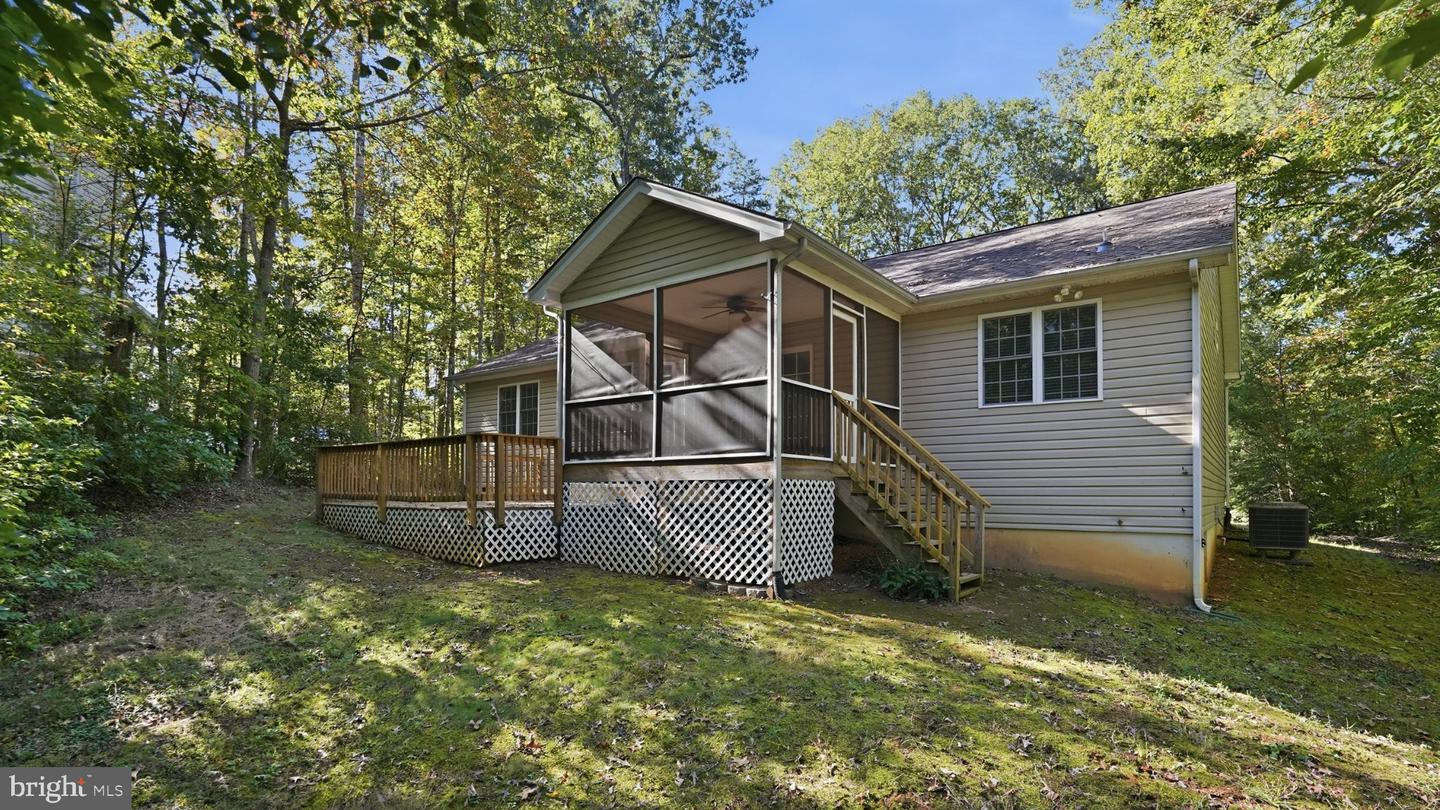 102 Elm Ct Property Photo 25