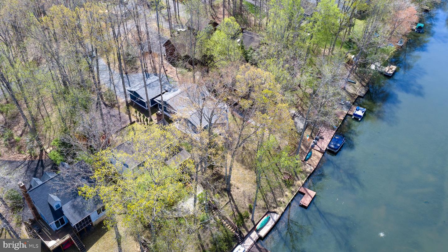 119 Larkspur Ln Property Photo 39