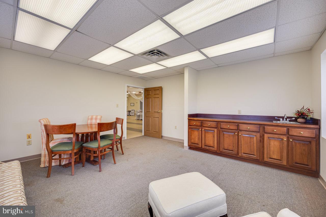 1265 Goodrich Rd Property Photo 21