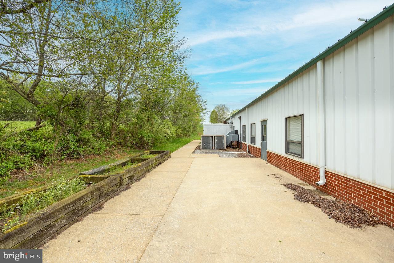 1265 Goodrich Rd Property Photo 55