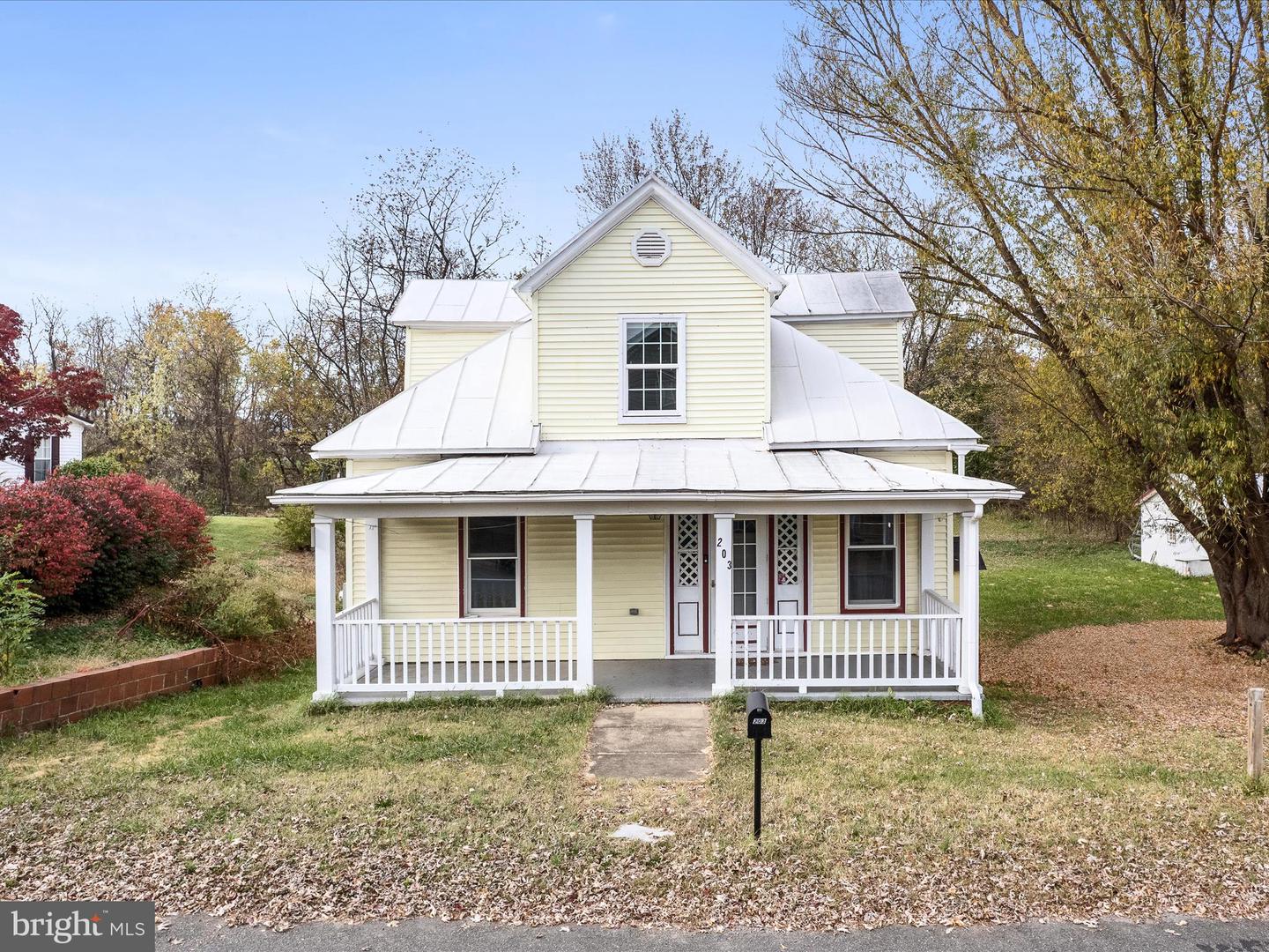 203 Deford Ave Property Photo