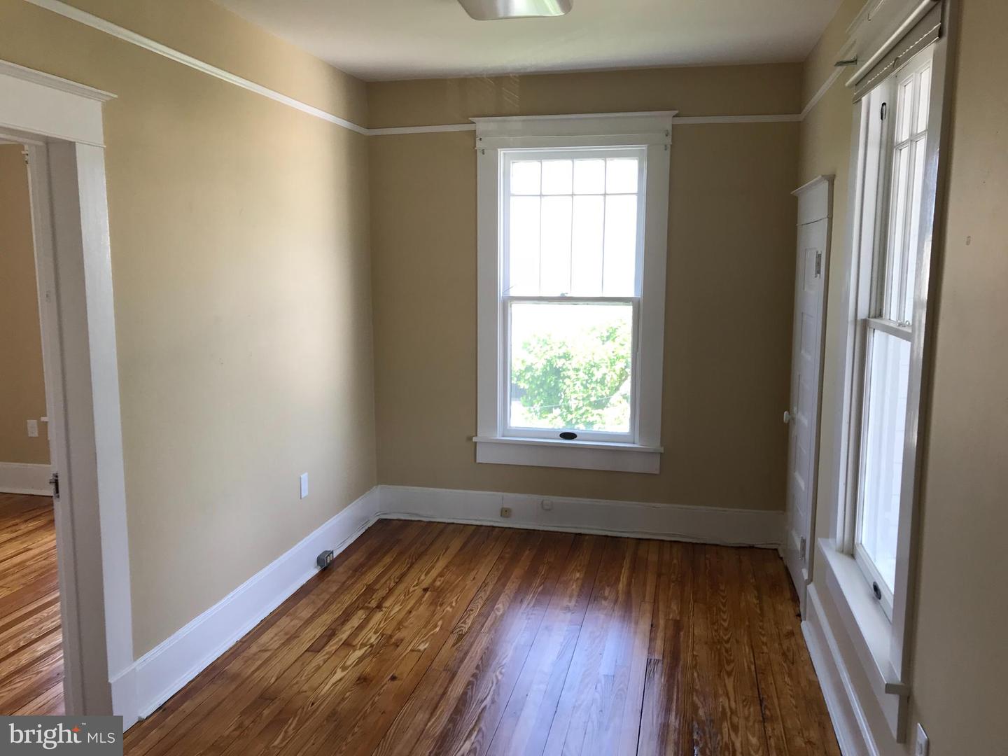 11 S Court St Property Photo 37