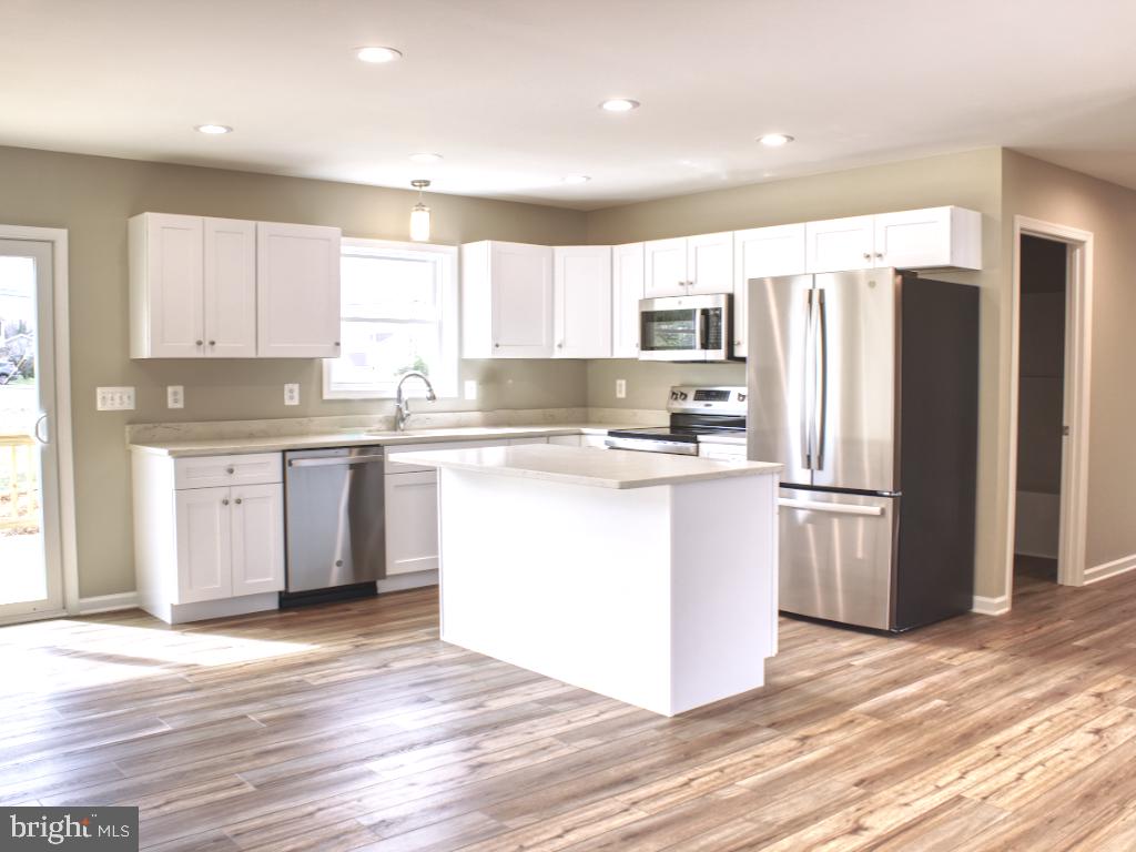 125 High Knoll Terr Property Photo 4