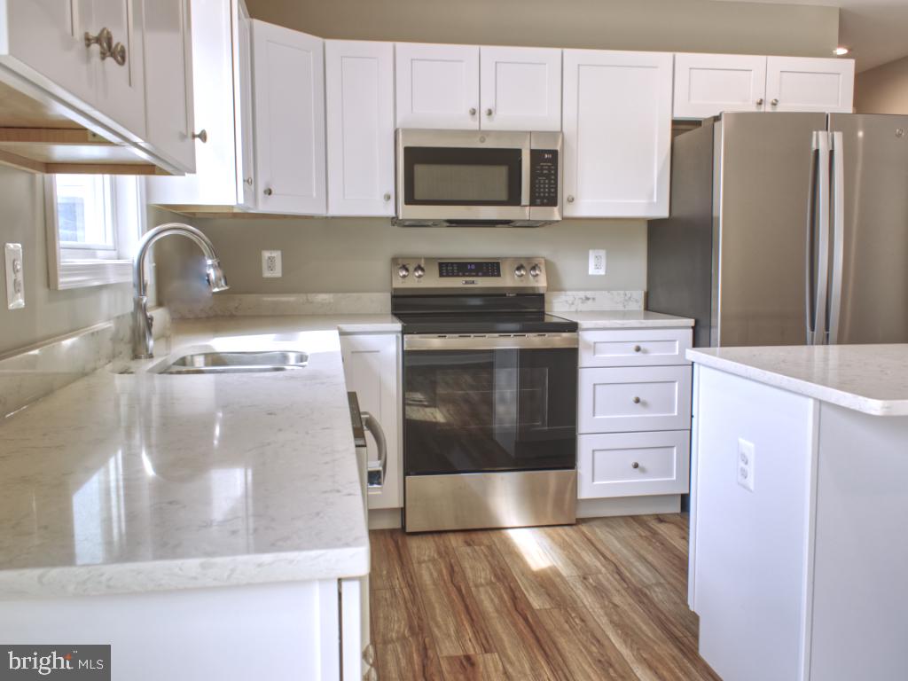 125 High Knoll Terr Property Photo 5