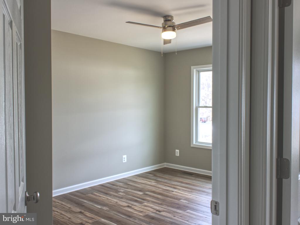 125 High Knoll Terr Property Photo 11