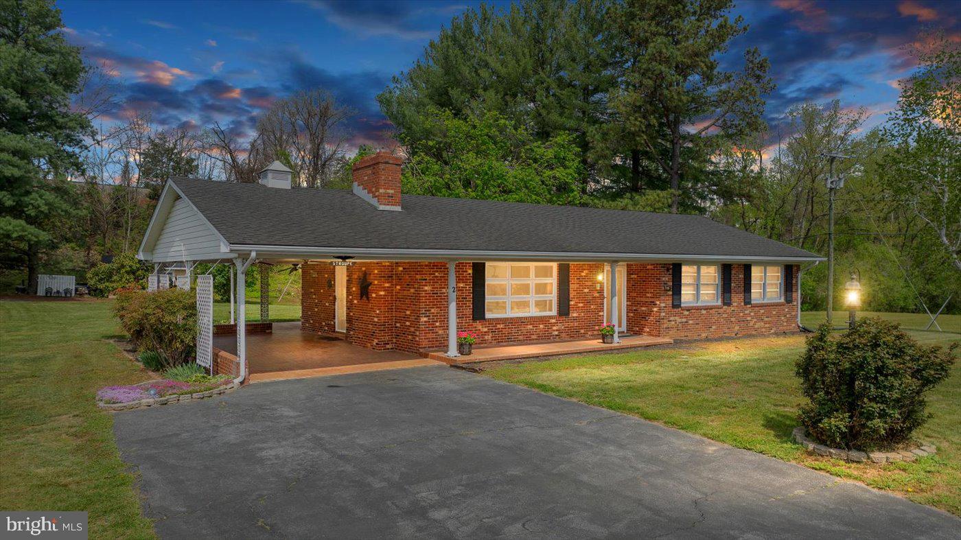 2 Greenfield Rd Property Photo 1