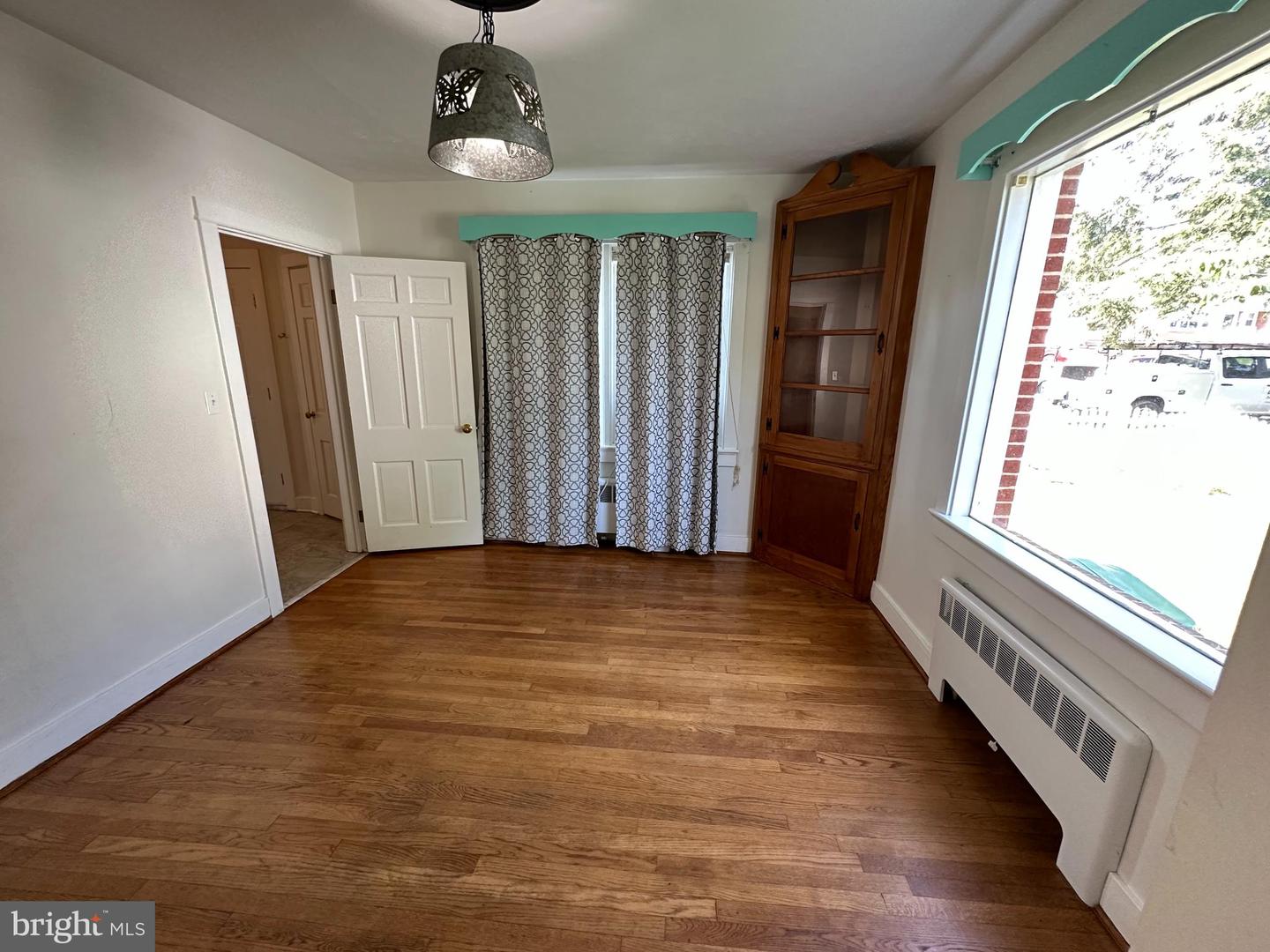 2 Terrace Ln Property Photo 14