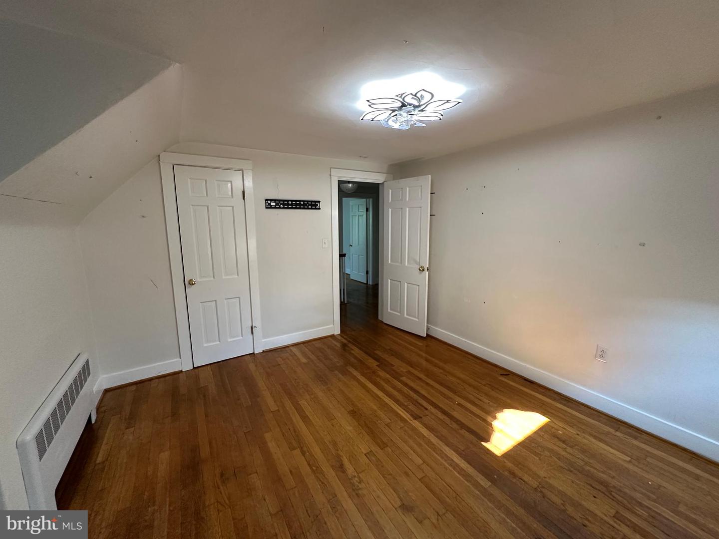 2 Terrace Ln Property Photo 29