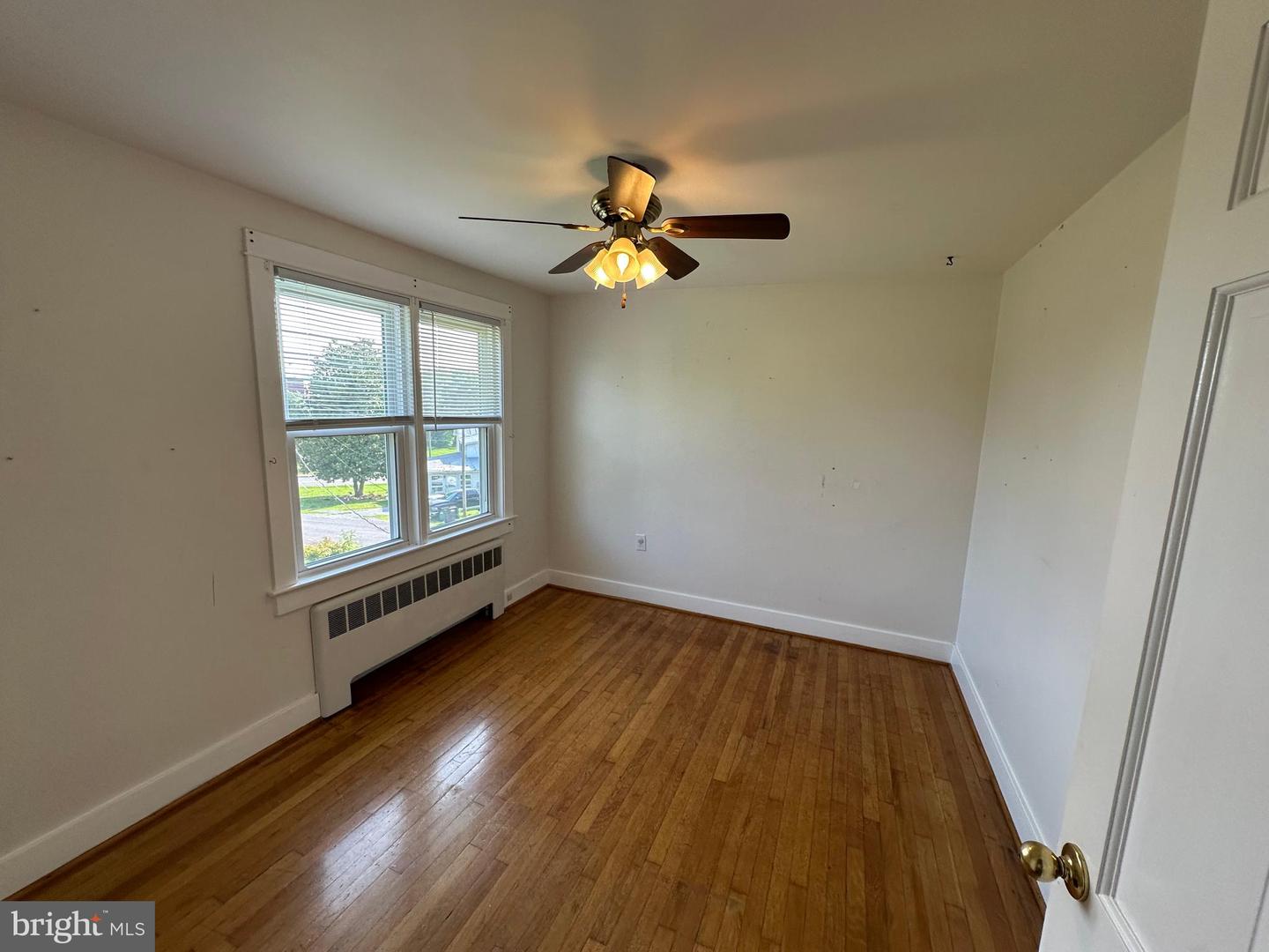 2 Terrace Ln Property Photo 30