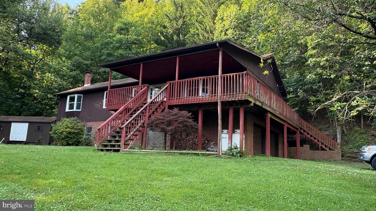 287 BLACKTHORNE RD