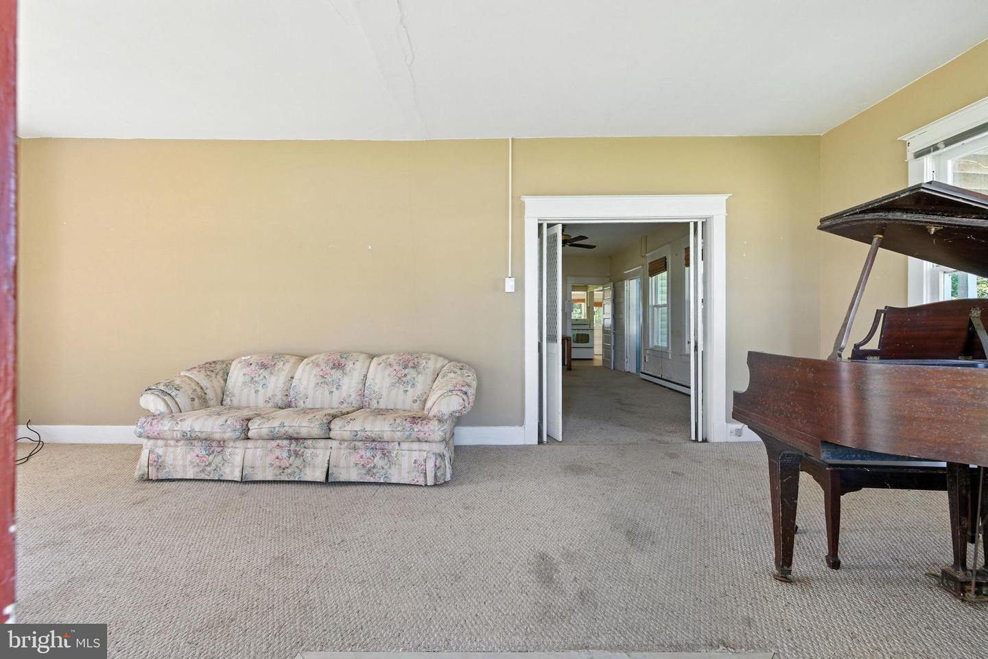 1819 Us Highway 211 W Property Photo 9