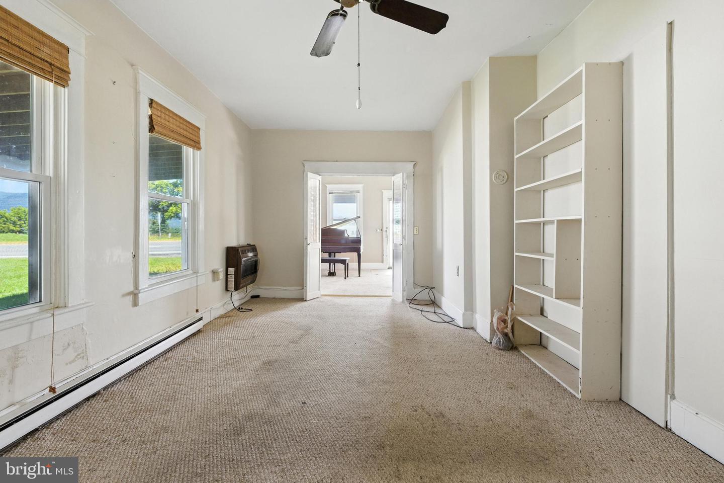 1819 Us Highway 211 W Property Photo 11