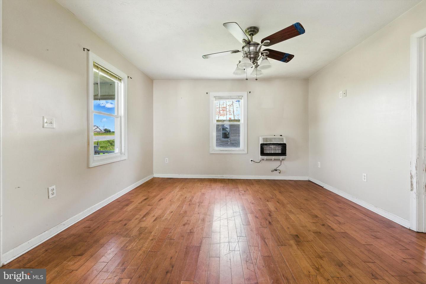 1819 Us Highway 211 W Property Photo 40