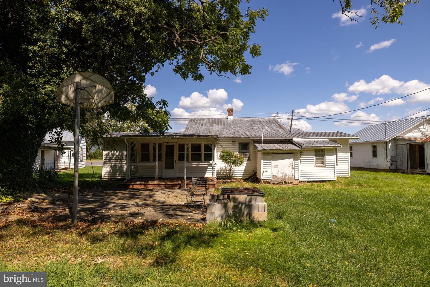 1819 Us Highway 211 W Property Photo 60